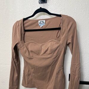 Square-Neck Long Sleeve Top in Camel Brown